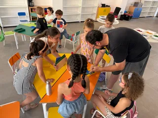 Actividad de lego en la Biblioteca Carmen Martín Gaite | Ayuntamiento de Salamanca
