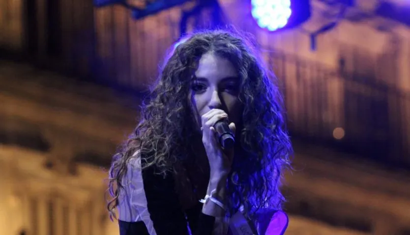 Concierto de Ana Guerra en la Plaza Mayor de Salamanca