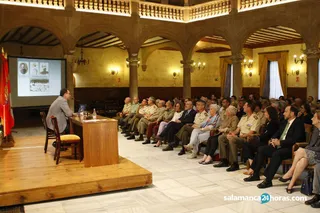 Conferencia por el 175 aniversario del REI 11 (10)