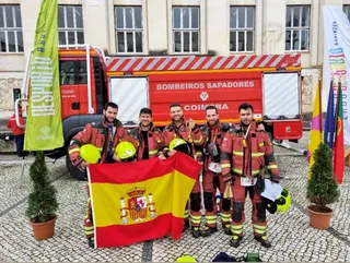 De izquierda a derecha: Roberto Ramajo, Miguel Ferreira, David Román, Javier Pisador y Héctor Baz, Bomberos del Ayuntamiento de Salamanca disputando la prueba de resistencia en CoimbraCoimbra