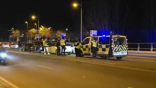 Tres vehículos se ven implicados en una colisión por alcance en el puente Juan Carlos I