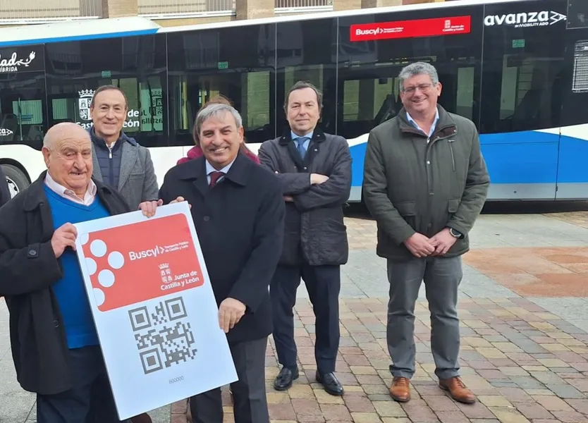 Presentación nuevos autobuses Avanza en Carbajosa