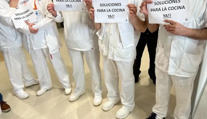 Los trabajadores de la cocina del Hospital vuelven a movilizarse ante la falta de soluciones