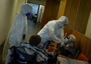 Un brote de coronavirus en una residencia de Madrid deja 21 personas contagiadas, entre ellas siete hospitalizadas