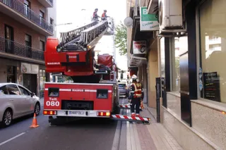Desprendimiento de cascotes en Fray Luis de Granada