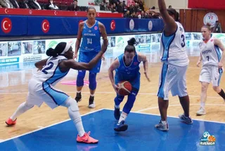 Perfumerías Avenida vence al Hatay (62-50) y luchará por el torneo Süat Günsel