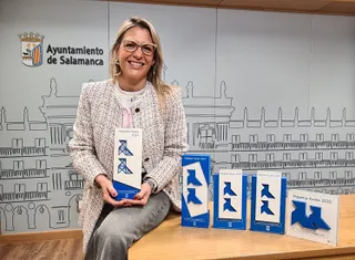 Maria Jose Coca pajaritas azules