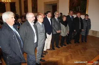 Filología guarda en la memoria a Martín Ruipérez, ex decano y Honoris Causa