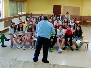 El colegio Miguel de Cervantes abre el ciclo de charlas de transición para padres y alumnos de 6º de Primaria