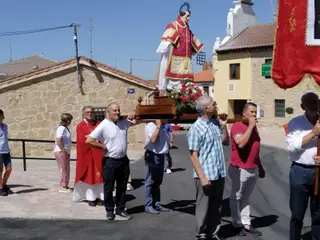 Fotografía de archivo procesión en Rollán 