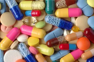 Pástillas, píldoras, probióticos, suplementos, fármacos. - AJT - Archivo