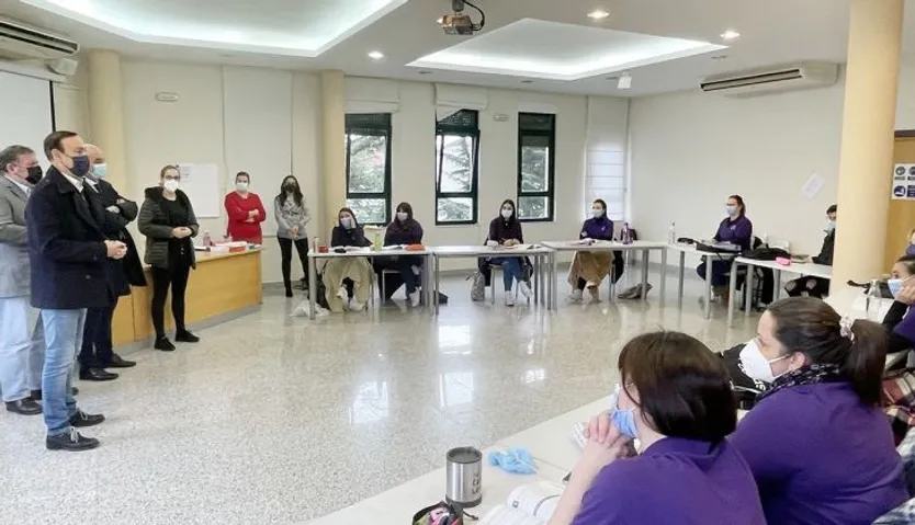 Visita gerente Ecyl AFE Carbajosa te cuida (1) (1)