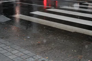 Charco, lluvia avenida de Mirat