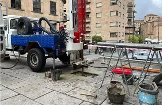 Arrancan las obras del ascensor de las escaleras de La Riojana. EP.
