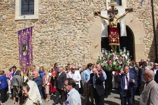 El pueblo vuelve a rendir honores al Santísimo Cristo del Amparo