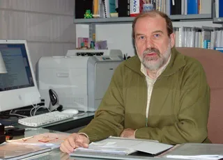 Miguel Ángel Verdugo condecorado con el Premio Telefónica-Fundación Repsol-Down Madrid de Familia y Discapacidad