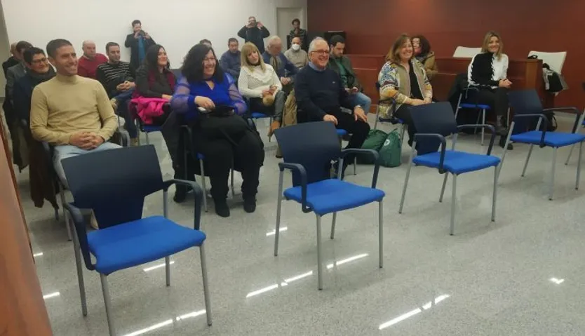 Villares de la reina, Ciudadanos propone unificar el bus urbano y metropolitano
