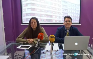 Ignacio Paredero y Verónica Santos en la Sede de Podemos Salamanca