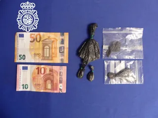 Detenido en Salamanca tras llevar speed repartido por los bolsillos de su pantalón.