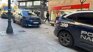 Un presunto acosador en la calle Toro acaba agredido por un familiar de la víctima