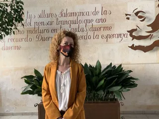 Ana Suárez visita dos itinerarios formativos dirigidos a personas desempleadas de larga duración.