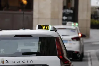 Taxis en una parada en Salamanca