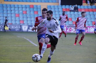 Manu Moreno, ante la UD Llanera | FOTO SALAMANCA24HORAS.COM