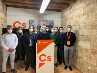 Miembros del partido de Cs con Luis Fuentes y David Castaño