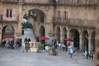 Grabación de una persecución en la Plaza Mayor de Salamanca dentro de una producción de Bollywood (11)