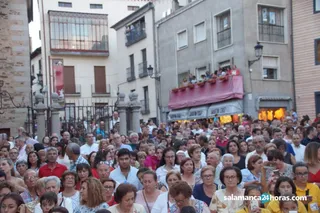 Procesión de Clausura de Santa Teresa en Alba de Tormes (50)
