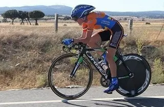 Anna Sanchís también se proclama Campeona de España en línea tras ganar en La Alberca
