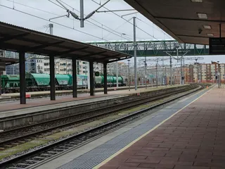 Estación de tren de Salamanca. RENFE. ADIF. Vialia. Trenes en Salamanca. Foto de archivo. S24H