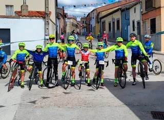 Escuela de Ciclismo Salmantina en Macotera