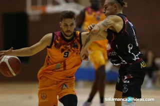 Carlos Hidalgo, en un partido ante Gijón.