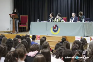 Encuentros literarios con Elena Medel (29)