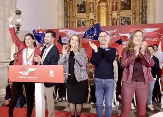 La presidenta del Grupo Socialista en el Parlamento Europeo y secretaria para la UE de la CEF, Iratxe García, clausura al secretario general del PSOE Castilla y León, Luis Tudanca