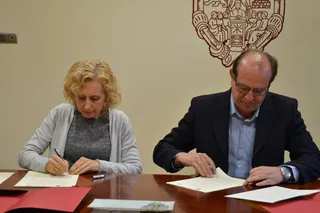 UPSA y ANPE sellan su compromiso con la formación con la firma de un nuevo convenio