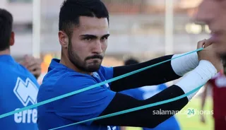 Iván Martínez, durante un entrenamiento con Unionistas | FOTO SALAMANCA24HORAS.COM
