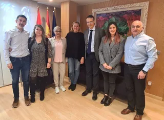 La Consejería de Familia e Igualdad de Oportunidades, Isabel Blanco, acuerda nuevas medidas con la Junta Directiva de la Asociación de Esclerosis Lateral Amiotrófica de Castilla y León (ELACyL) | ICAL