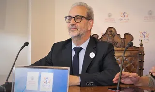 El rector, epicentro de las críticas de taurinos y antitaurinos por la Cátedra de Tauromaquia
