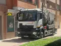 Los vecinos alertan de un fortísimo olor a gasolina en la plaza Alcalde Prieto Carrasco y movilizan a Bomberos y Policía Local