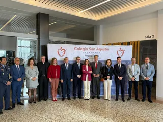 El alcalde participa en la inauguración de la X Semana de Formación ‘Enseñar educando’ | Ayto Salamanca
