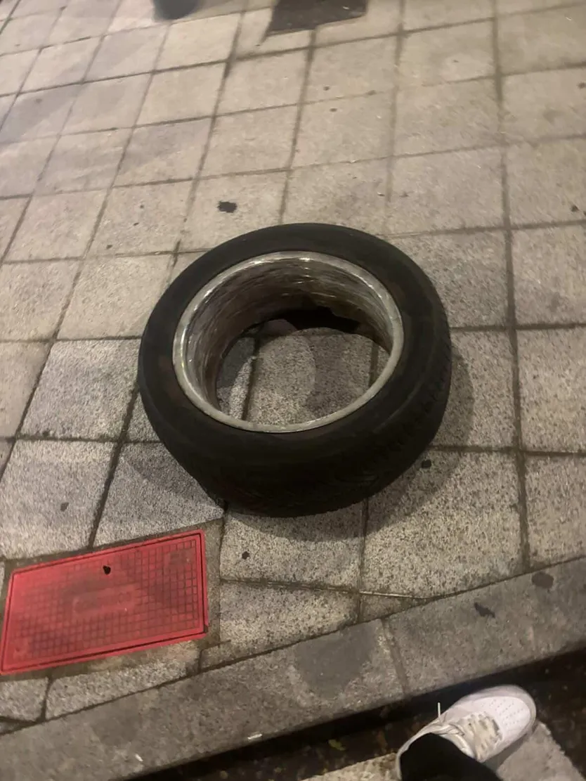 Múltiples vehículos afectados tras una persecución en Garrido la noche del sábado