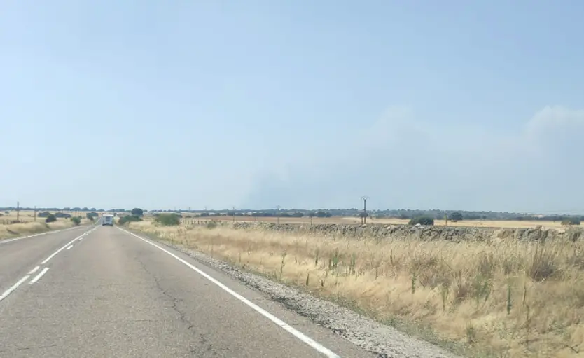 Incendio De Fermoselle Entre Villaseco De Los Reyes