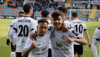 Juancho y Uche celebran el 1-0 ante la Llanera | FOTO SALAMANCA24HORAS.COM