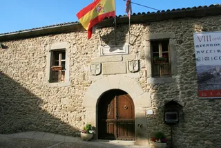 Alhóndiga, actual ayuntamiento (14 de abril de 2017, Miranda del Castañar, provincia de Salamanca) (02)