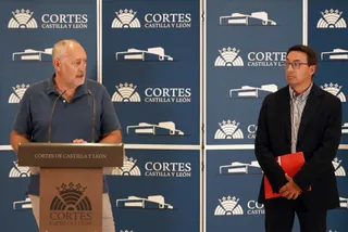 El portavoz de Educación y del Grupo Socialista en las Cortes de Castilla y León, Fernando Pablos, y el viceportavoz, Jesús Guerrero, analizan el inicio del curso escolar. ICAL