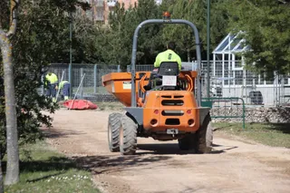 Carlos García Carbayo, visita las obras del parque para su transformación en un Centro Ambiental Integrado de Energías Renovables