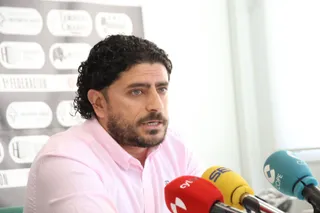 GALERÍA | Presentación de Dani Llácer como primer entrenador de Unionistas