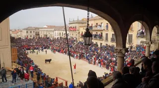 Encierro a caballo y capea. Carnaval del Toro 2017